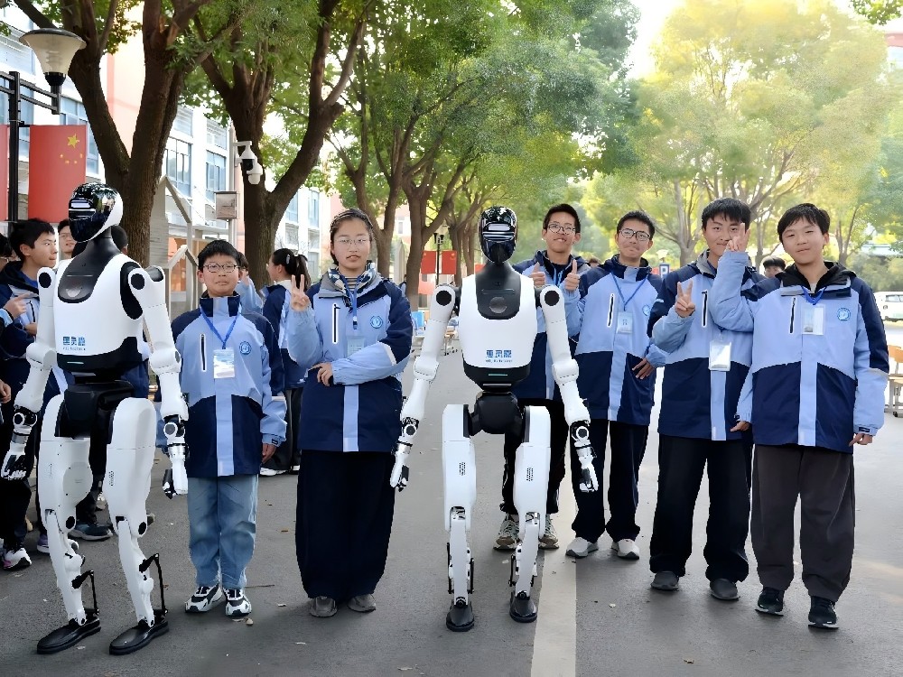 惠灵嘉机械人走进校园，赋能成长与造作双向发力